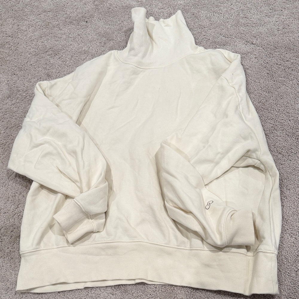 CALIA by Carrie Underwood Cream Sweatshirt